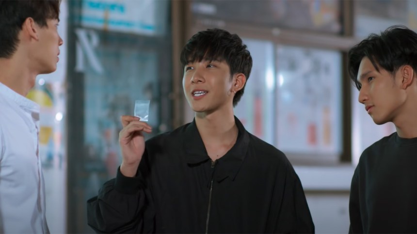 Khaotung as Fong in 2gether the Series